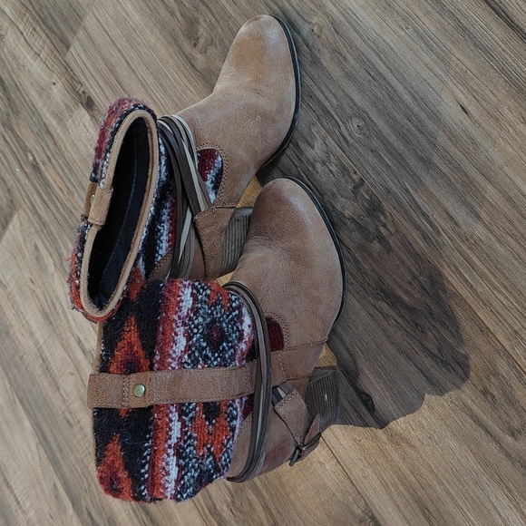 EUC Steve Madden Tolteca Booties - Picture 3 of 10